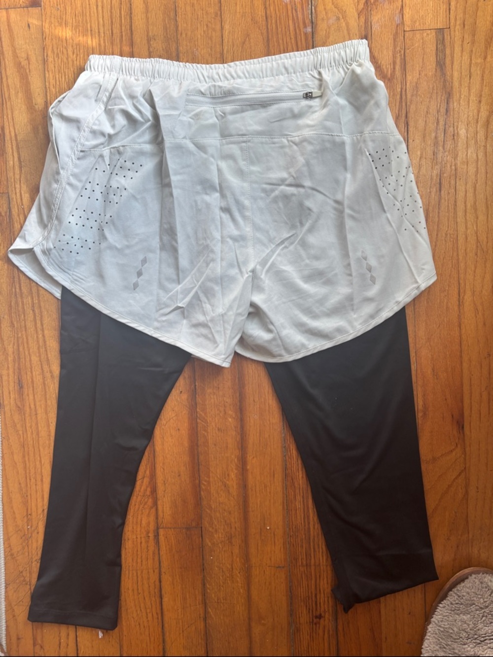Raw Gear  women’s Two-in-One Skirted Leggings in Light Gray and Black